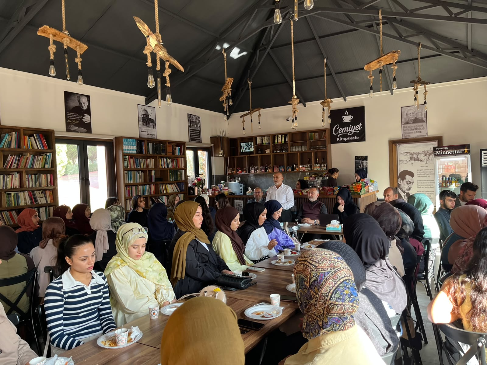 Lisans Akademi Programı Açılış Dersiyle Başladı